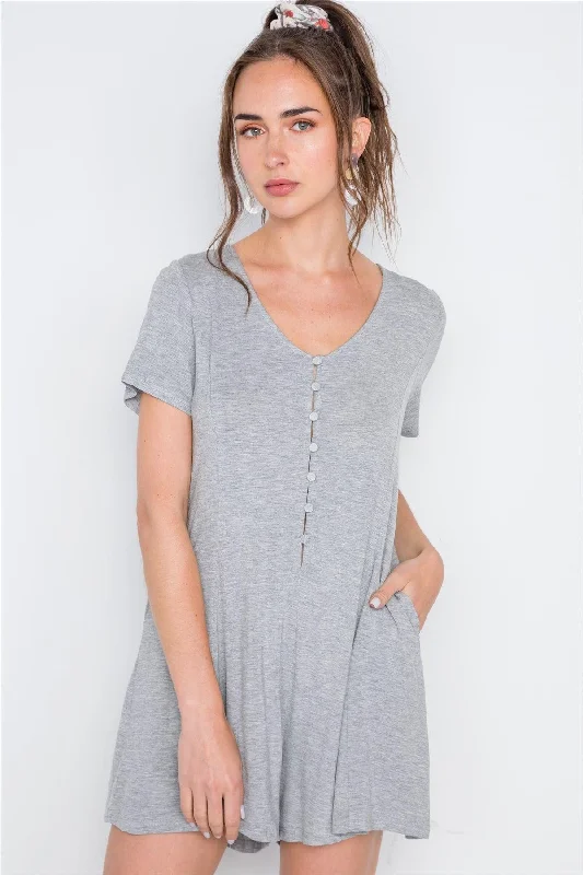 High-Fashion Short Sleeve TopsHeather Grey Solid Short Sleeve Button Down Romper /2-2-2