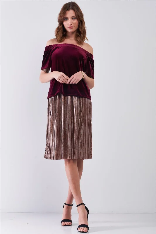 Hip-Hop Short Sleeve TopsBurgundy Velvet Off-The-Shoulder Short Sleeve Relaxed Top /1-2-2-1