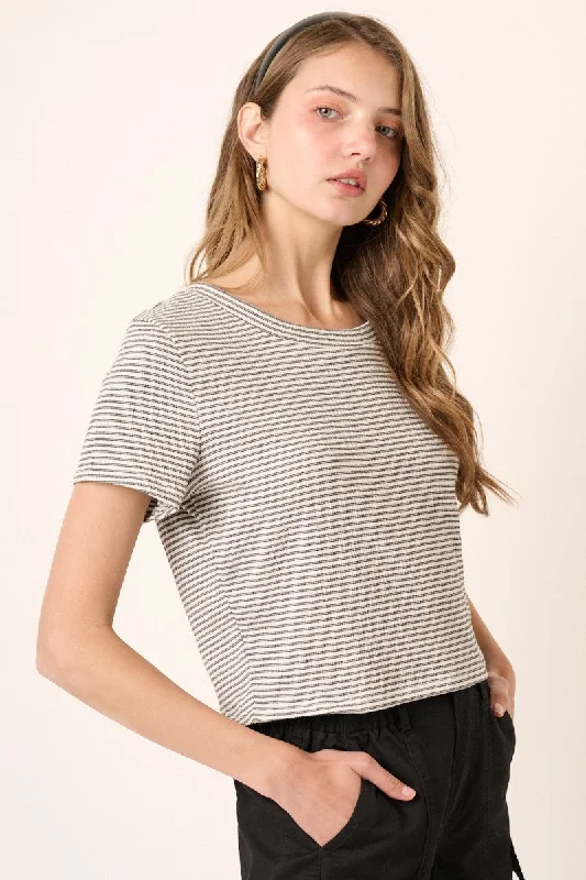 CroptopiconIvory Black Striped Crinkle Knit Short Sleeve Crop Top