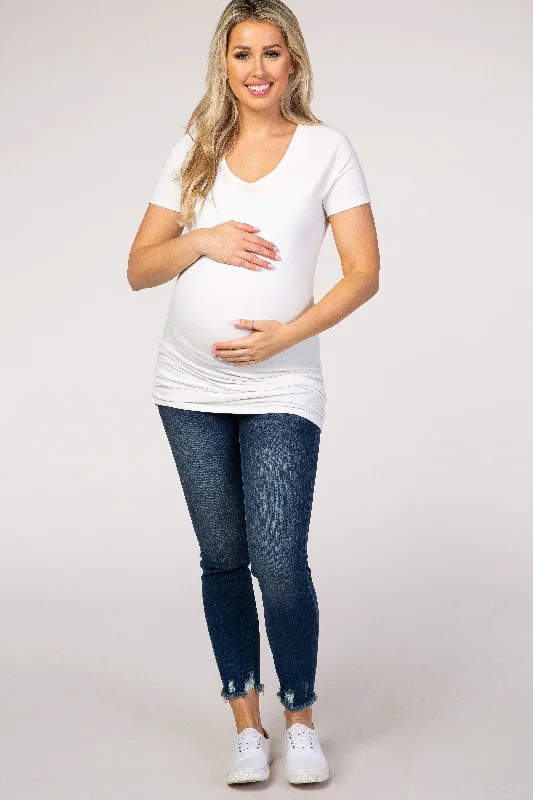 CroptoplinenPinkBlush Blue Distressed Cropped Maternity Jeans