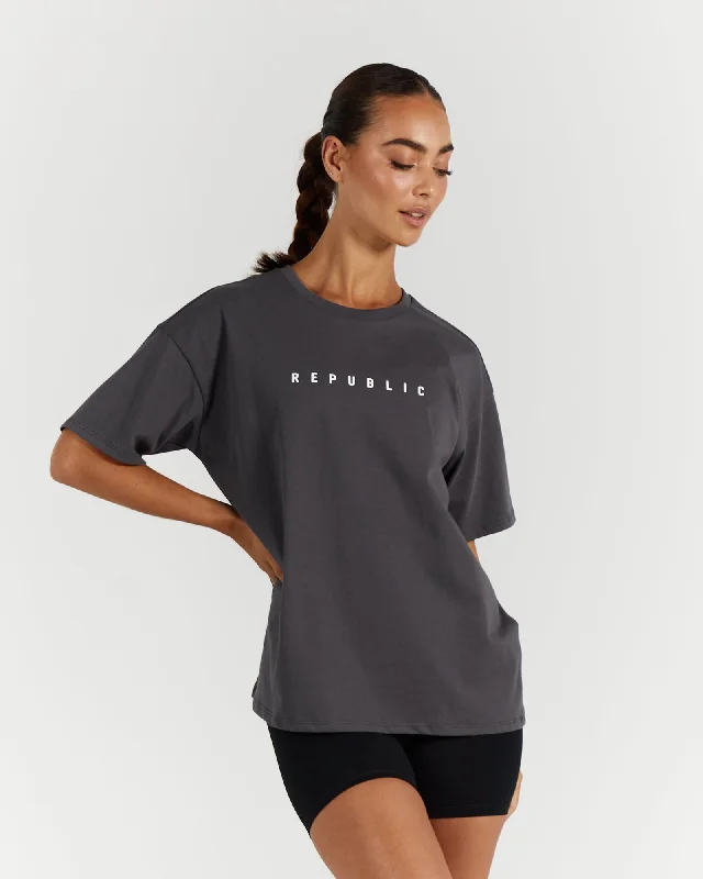 Beaded T-ShirtsLOOSE TEE - SHADOW