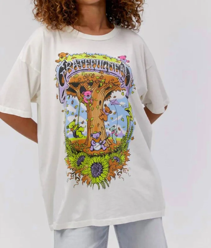 Hiking T-ShirtsGrateful Dead Autumn Bears Merch Tee In White